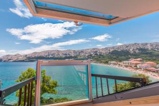 Seaview Apartments Baska - 9