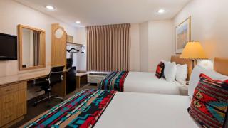Inn at Santa Fe, SureStay Collection by Best Western - Santa Fe - 8