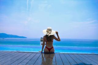 Grand Ocean Luxury Boutique - Infinity Rooftop Pool - Danang - 3