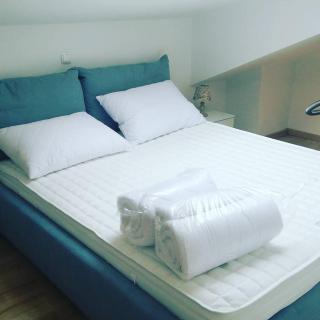 Red Rose Apartment - 5