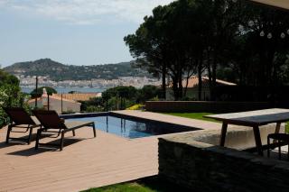 Ideal house for families with pool - 9