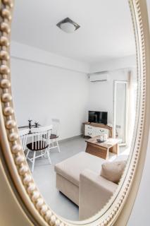 Lux 'n Comfort Apartments - Tinos - 3