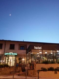 Holiday Rooms Antica Badia - Volterra - 0