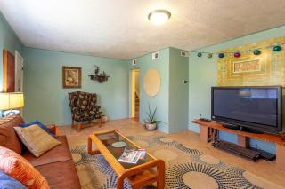 Bright & Sunny Home Near Zion - 7