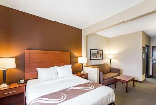 Quality Inn Sheboygan North I-43 - 9
