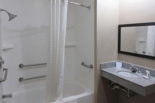 Comfort Inn - Port Huron - 5