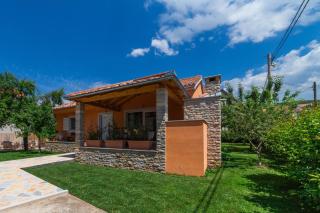 Bella Casa - 2