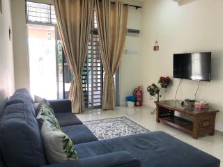 Magnolia 1 Homestay - Kampung Kuala Besut - 4