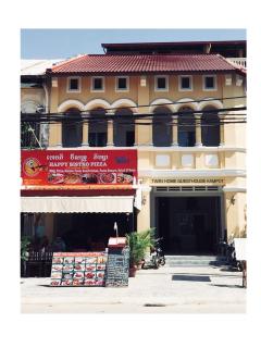 TWIN HOME Guesthouse - 0