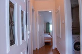 Veron Apartments - 4