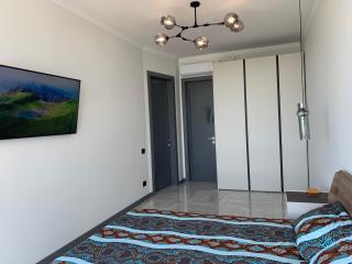 G11 Sea View Residence - 6