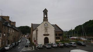 Quartier calme sur le port de plaisance et le GR34 - 3