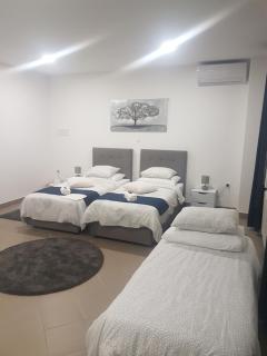 Marko Airport Rooms - Velika Gorica - 6