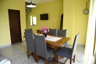 Family friendly house with a swimming pool Nova Kapela, Slavonija - 17313 - 1