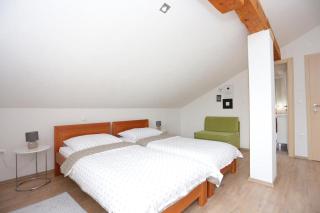 Apartments and rooms with parking space Donje Taboriste, Plitvice - 17486 - 6