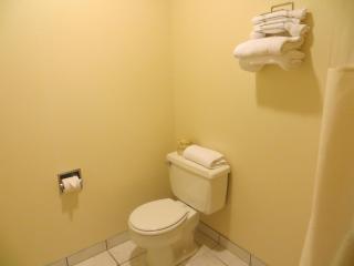 Days Inn by Wyndham Yakima - 8