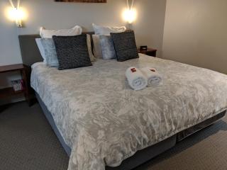 Hanover Bay Apartments - 6