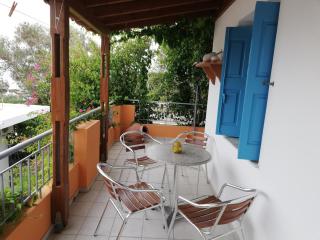 Apartments Jota - Marathokampos - 7