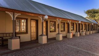Kuruman Hotel - 5