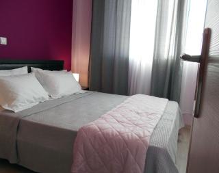 MiCasa SuCasa / Heart of Athens / Brand-New superlux - Athen - 5