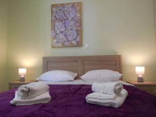 Koukaki-comfy with a balcony apt. - Athènes - 0