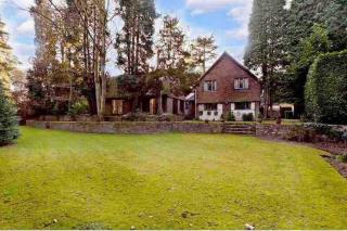 Private Detached Guest House with full kitchen living room and utility room Completely Separate from the Main House - 0