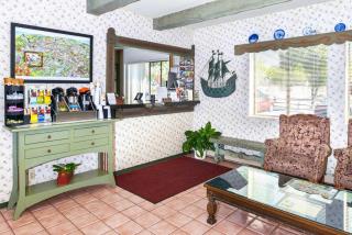 Svendsgaard's Lodge- Americas Best Value Inn & Suites - Solvang - 6