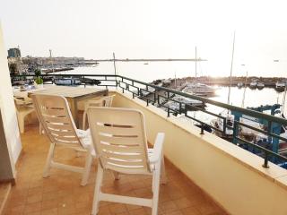 SeaSide Apartment - 5