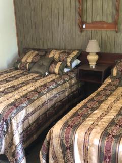 Michael Dee's Motel - East Durham - 0