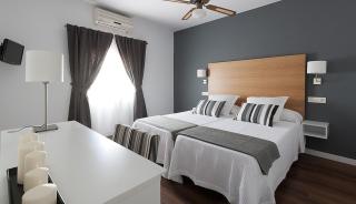 Hotel Llorca - Platja de l’Almadrava - 0