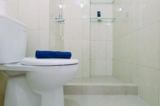 ice and Modern 2BR Springlake Summarecon Bekasi Apartment By Travelio - Bekasi - 2