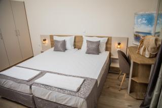 Allure Beach Resort Aparthotel - 1