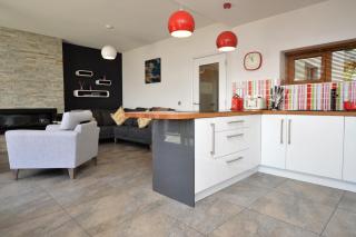 Tigh Na Claddoch - Dunoon - 1