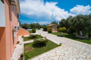 Eleana Studios - Leucade - 3