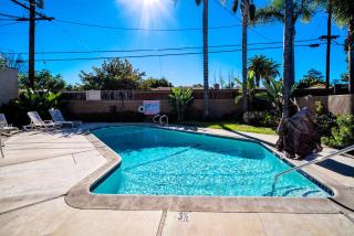 Regency Inn & Suites Downey - Downey - 6