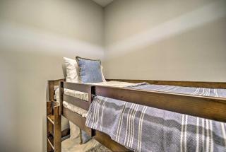 Downtown Retreat - 8