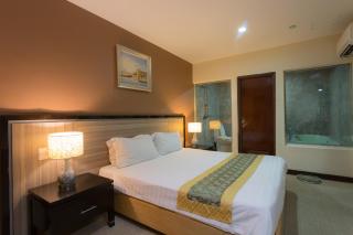 Hallmark View Hotel - Malakka - 6