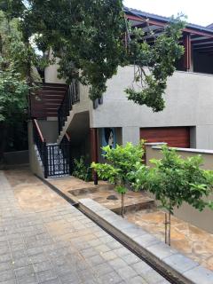 Bella Blue Guesthouse - 2