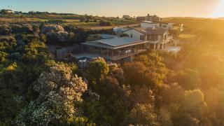 Oubaai Villa by Raw Africa Collection - Heroldsbaai - 9