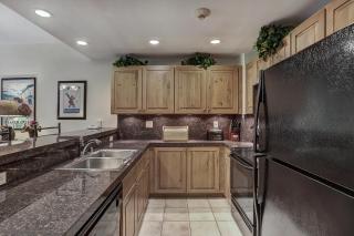 2Br- Arrowhead Village- Great Location And Gorgeous Condo Condo - 3