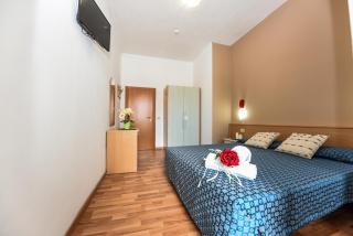 Hotel Miramare - Marotta - 3