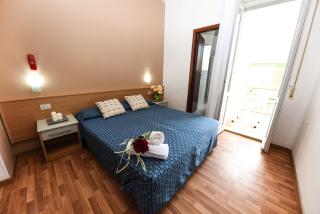 Hotel Miramare - Marotta - 7