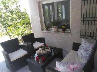 House with fruit trees, olive trees, and sea view. - Vathý - 9