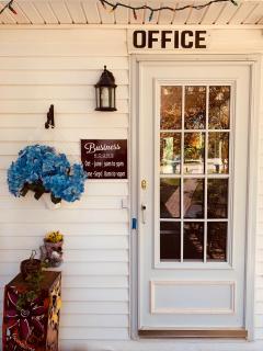 Fair Isle Motel - Charlottetown - 5