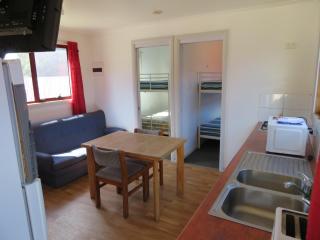 Latrobe Mersey River Cabin and Caravan Park - 5