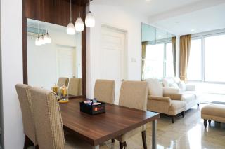 Luxurious 3BR Apartment at FX Residence Sudirman By Travelio - 7