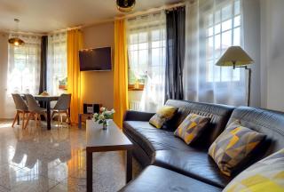 Apartamenty Sun & Ski Willa Nadrzeczna 2B centrum - Karpacz - 9
