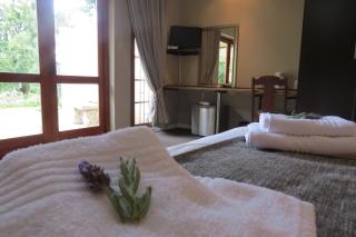 Rohrs Farm Guesthouse - Piet Retief - 8