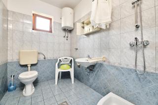Apartment Car - 2