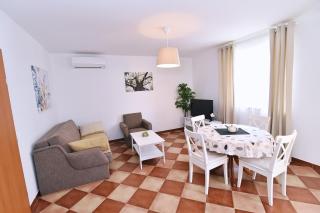 Apartments Luni - Baška - 1